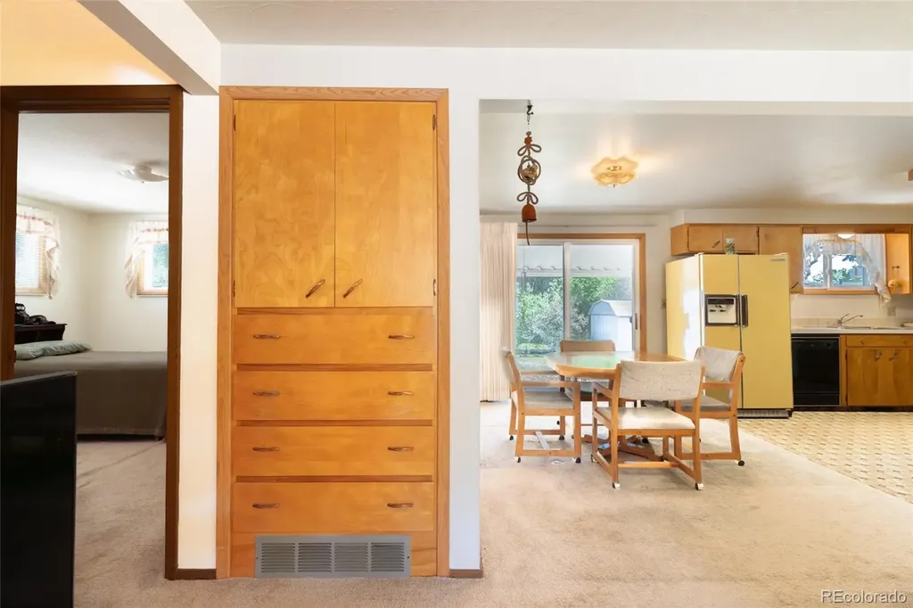1716 Empire Avenue Loveland CO 80538