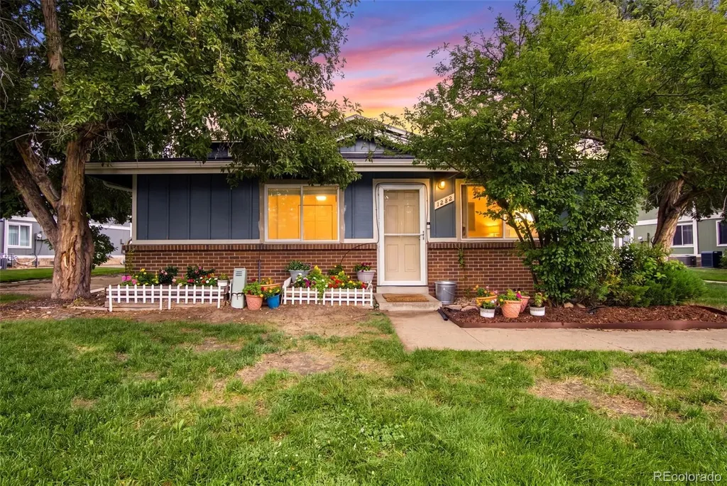 1282 S Uvalda Street Aurora CO 80012