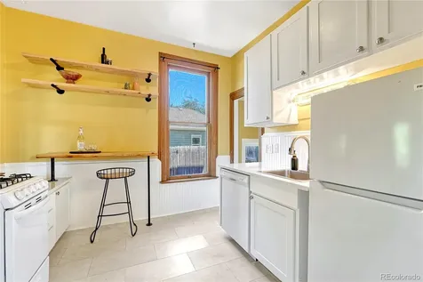 1557 Dallas Street Aurora CO 80010