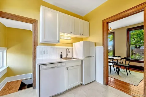 1557 Dallas Street Aurora CO 80010