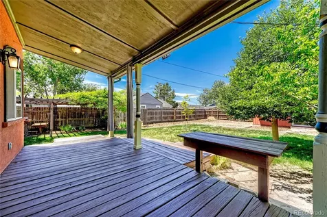1557 Dallas Street Aurora CO 80010