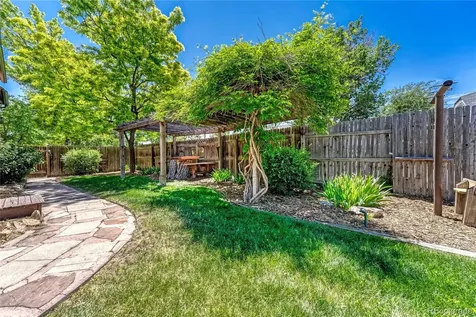 1557 Dallas Street Aurora CO 80010