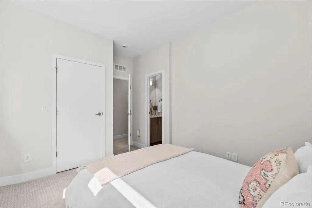 3436 W 17th Avenue Denver CO 80204