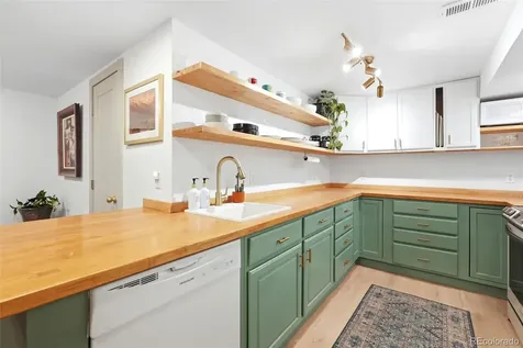 12220 W 60th Avenue Arvada CO 80004