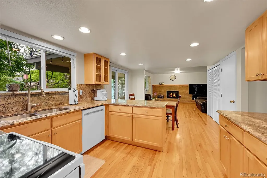 7439 S Depew Street Littleton CO 80128