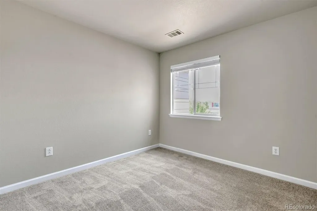 5023 S Shawnee Street Aurora CO 80015