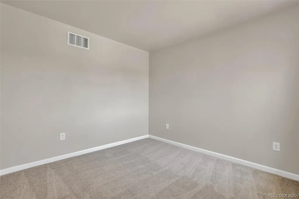 5023 S Shawnee Street Aurora CO 80015
