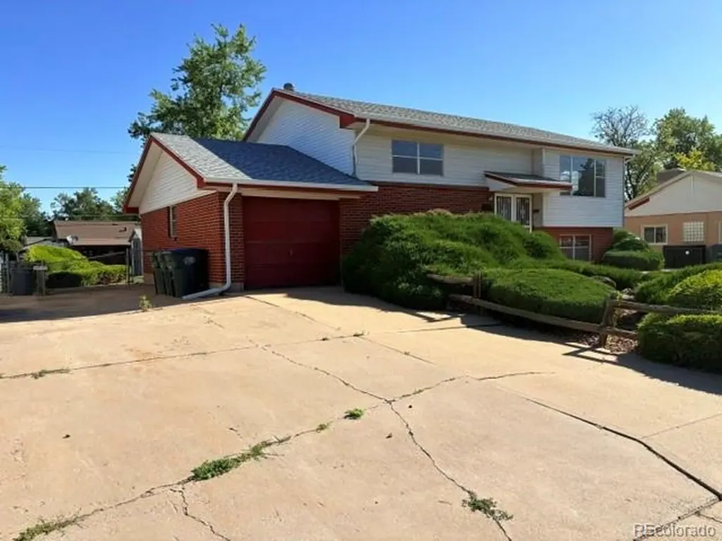 1461 Phillips Drive Denver CO 80233