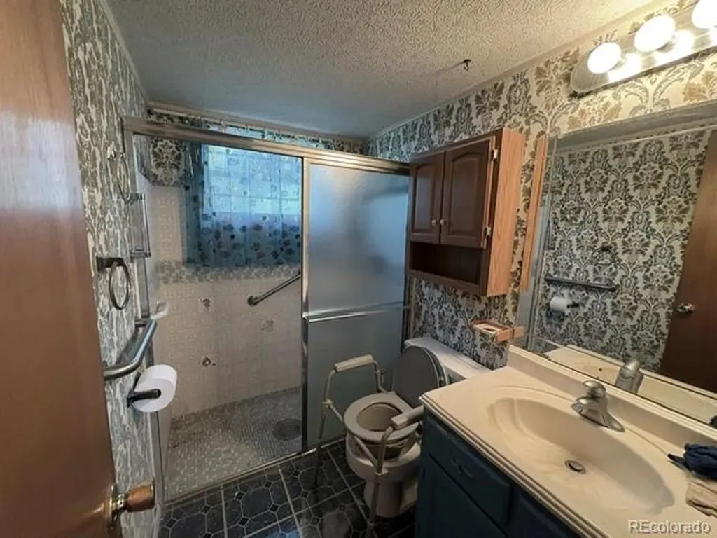 1461 Phillips Drive Denver CO 80233