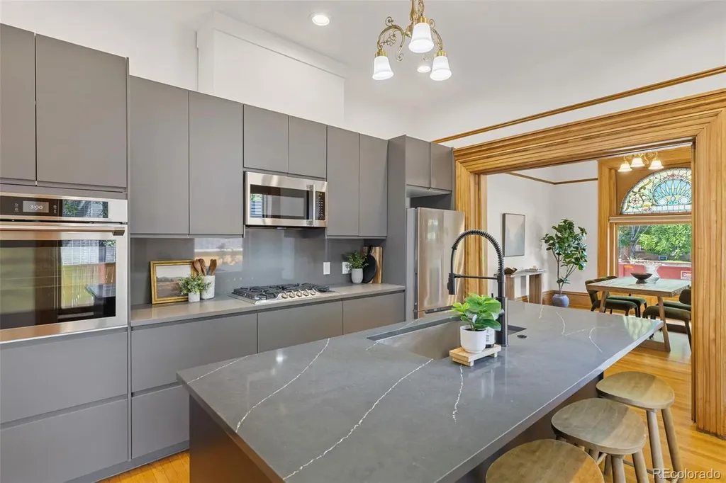 1444 Stuart Denver CO 80204