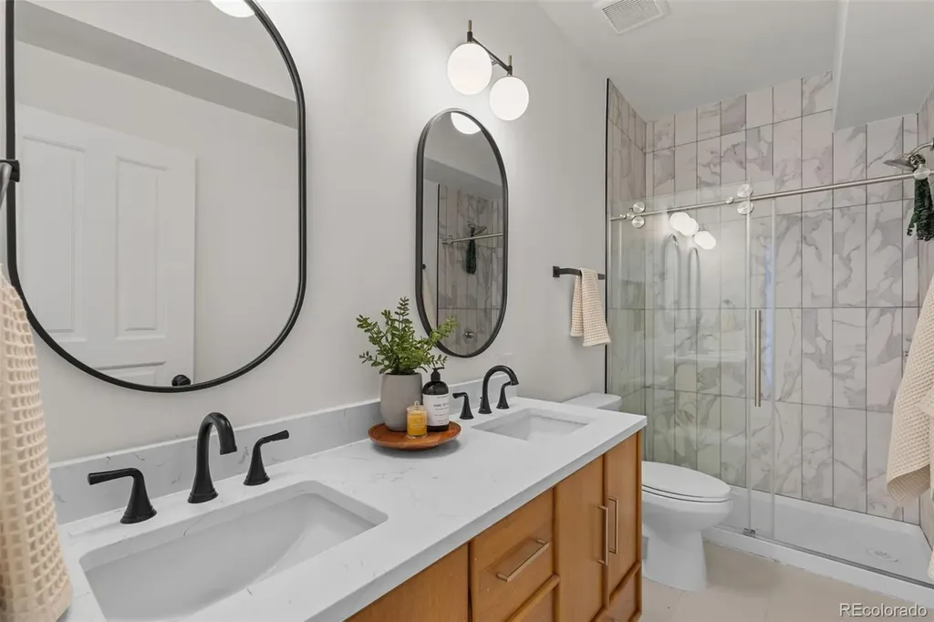 1444 Stuart Denver CO 80204