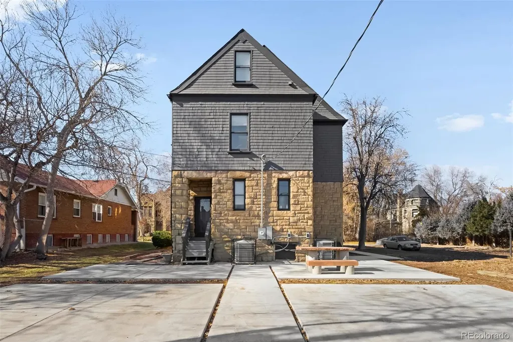 1444 Stuart Denver CO 80204