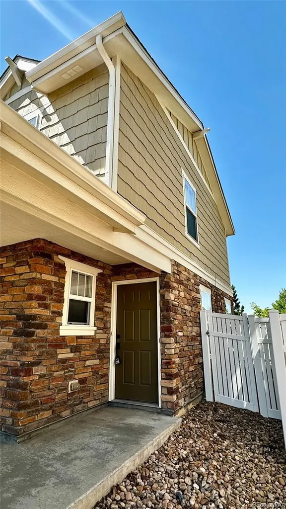 17313 E Kansas Place Aurora CO 80017