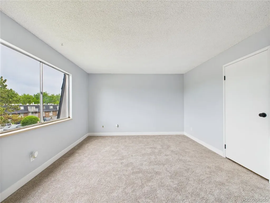 190 E Highline Circle Centennial CO 80122