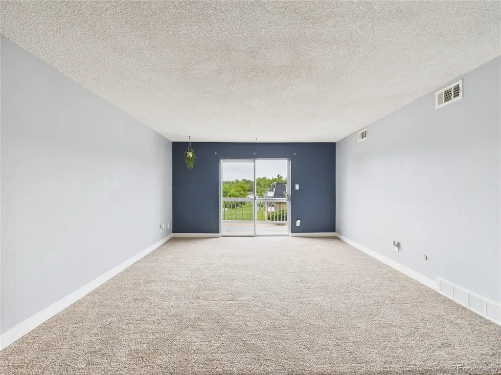 190 E Highline Circle Centennial CO 80122