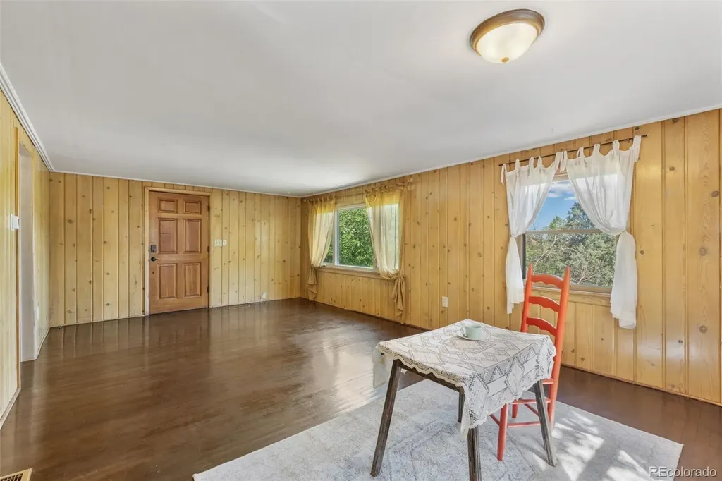 215 Washington Avenue Manitou Springs CO 80829