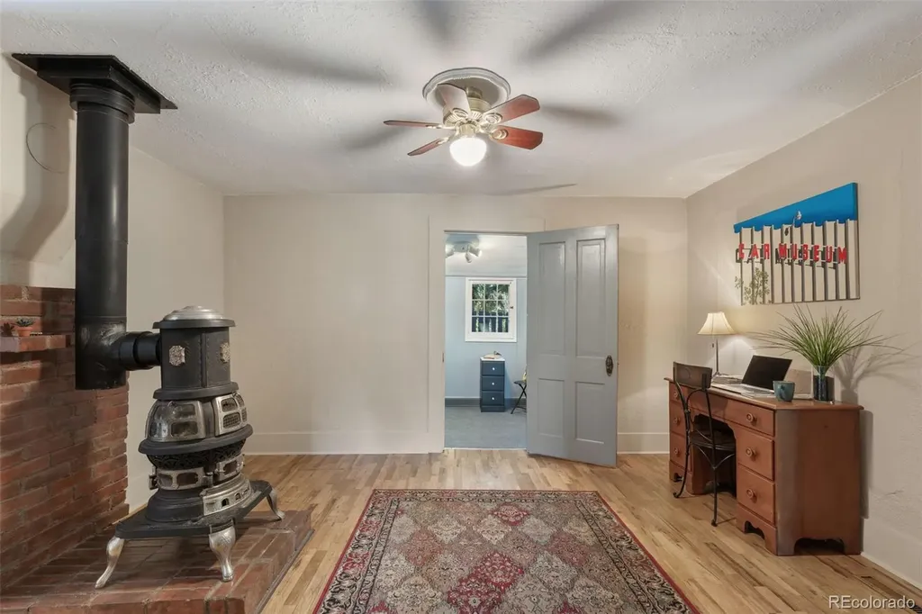 215 Washington Avenue Manitou Springs CO 80829