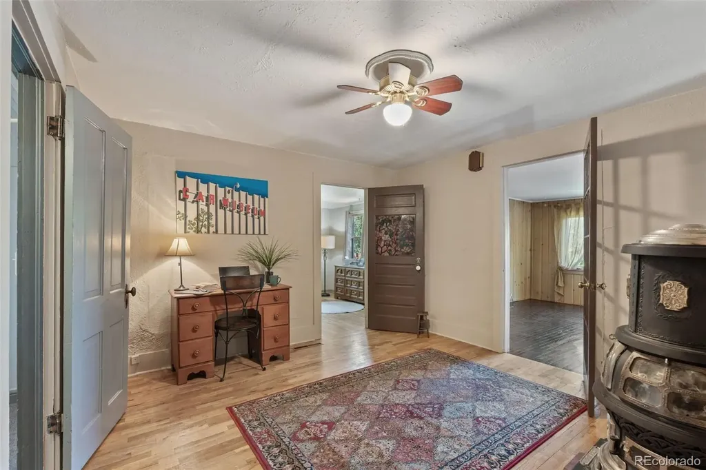 215 Washington Avenue Manitou Springs CO 80829