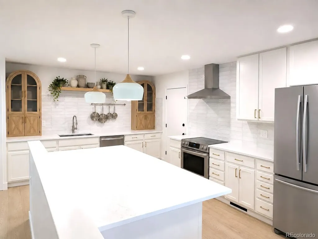 4655 S Akron Greenwood Village CO 80111