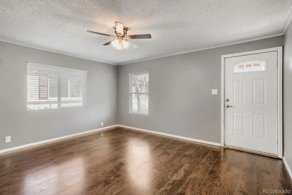 2263 W Parkhill Avenue Littleton CO 80120