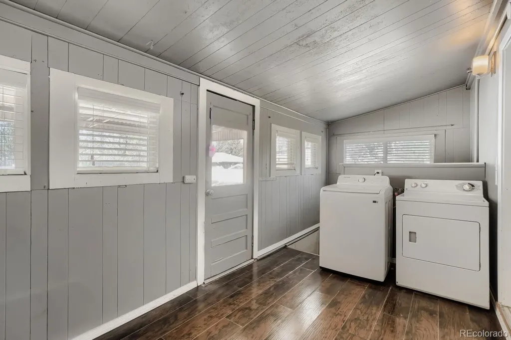 2263 W Parkhill Avenue Littleton CO 80120