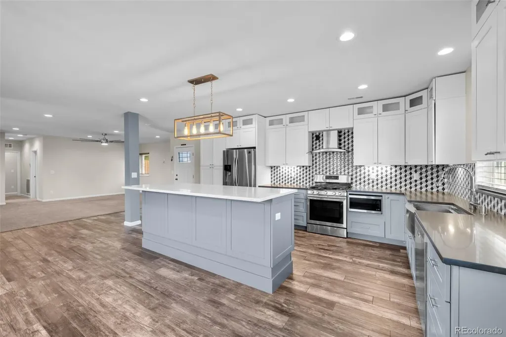 3301 W Union Avenue Englewood CO 80110