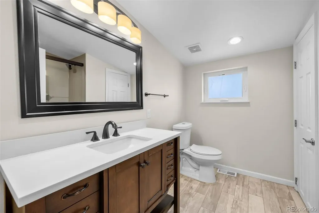 3301 W Union Avenue Englewood CO 80110
