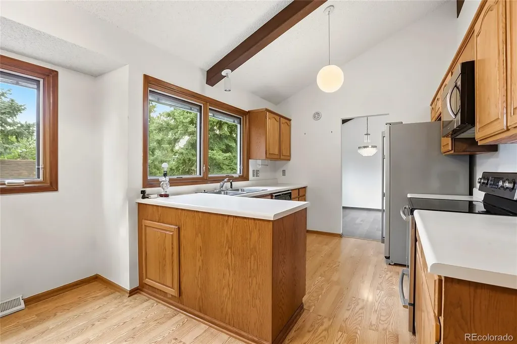 2009 S Macon Way Aurora CO 80014