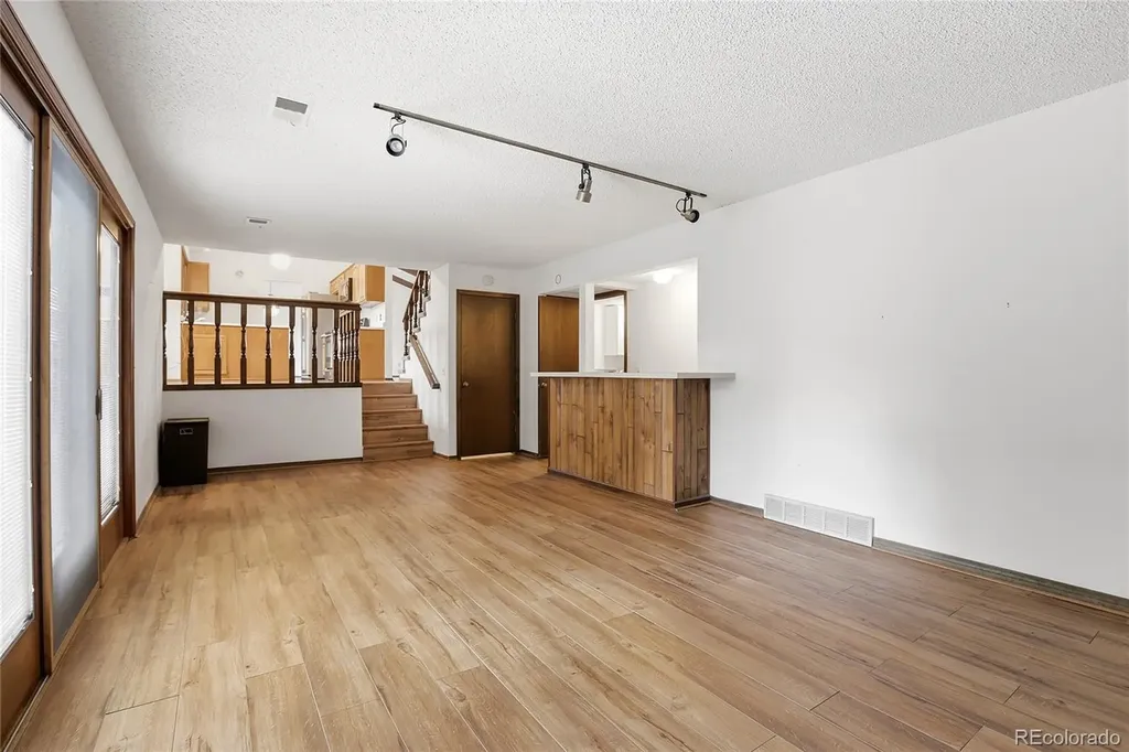 2009 S Macon Way Aurora CO 80014