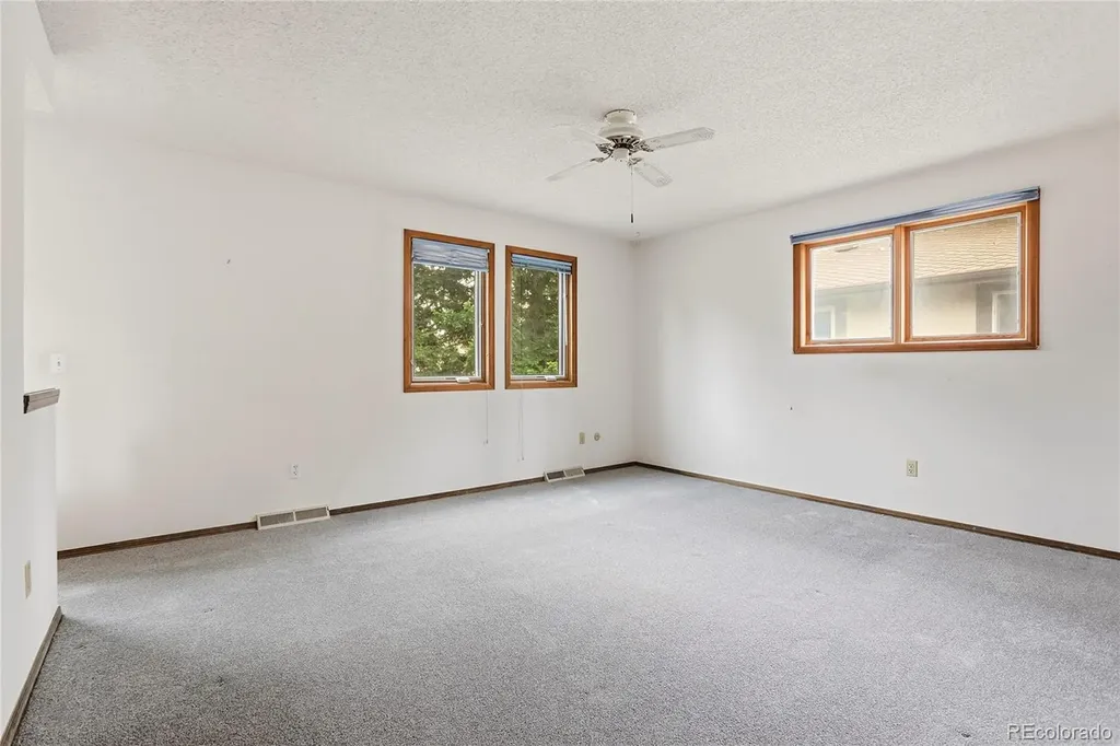 2009 S Macon Way Aurora CO 80014
