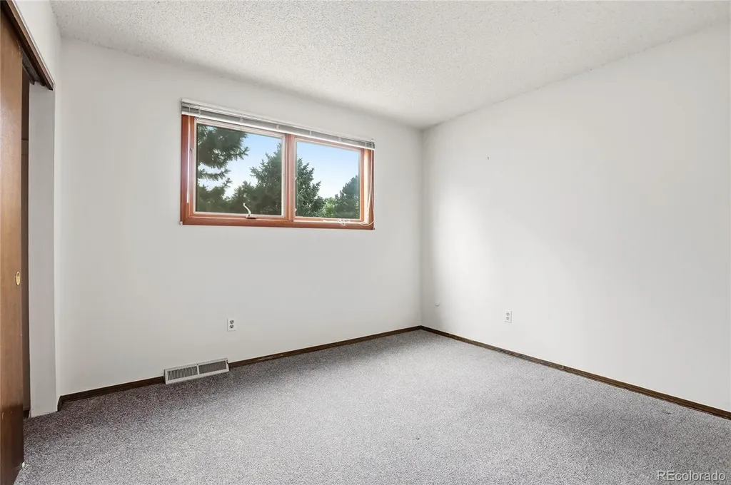 2009 S Macon Way Aurora CO 80014