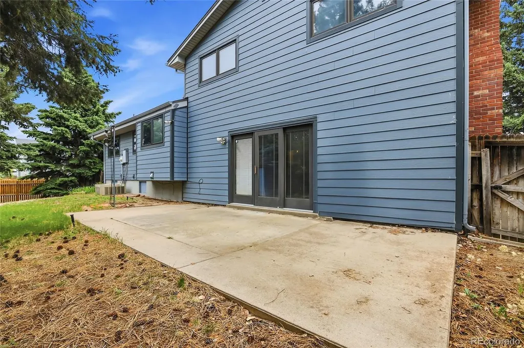 2009 S Macon Way Aurora CO 80014