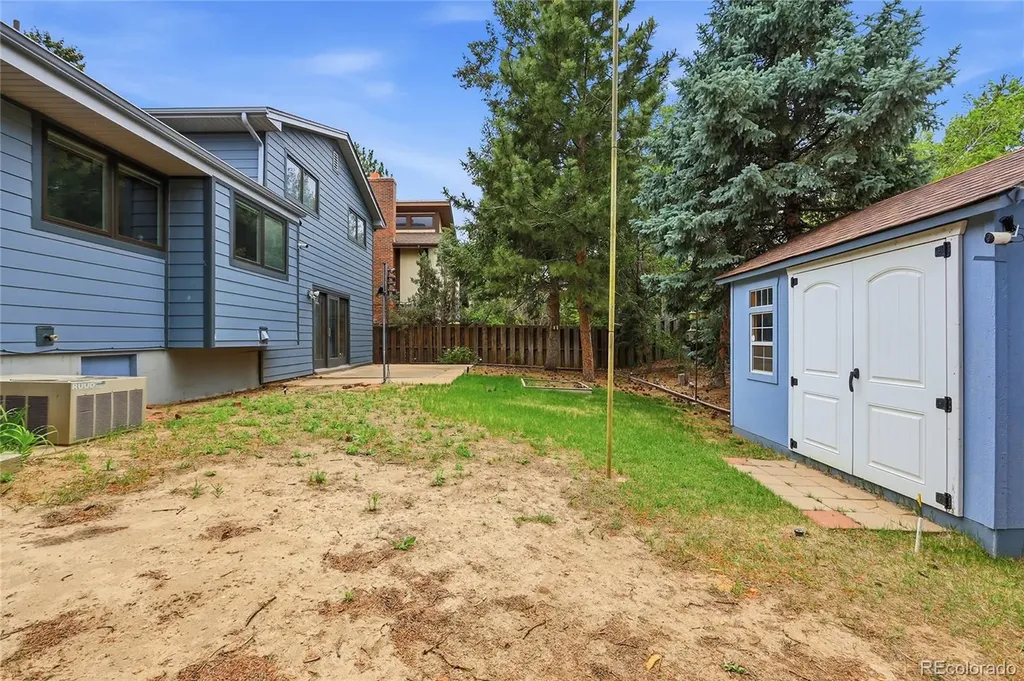 2009 S Macon Way Aurora CO 80014