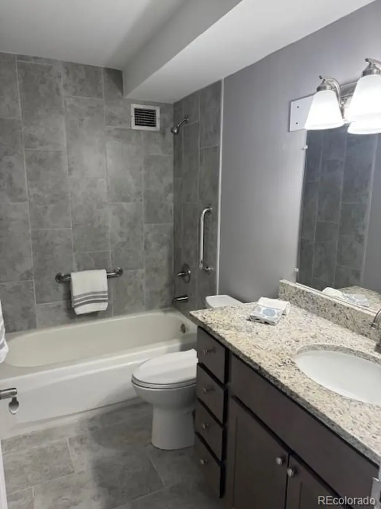 3082 S Wheeling Way Aurora CO 80014