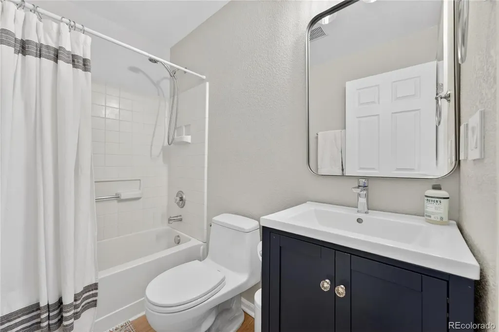 5076 Ceylon Street Denver CO 80249