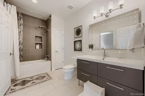 21037 E Nichols Parkway Aurora CO 80016