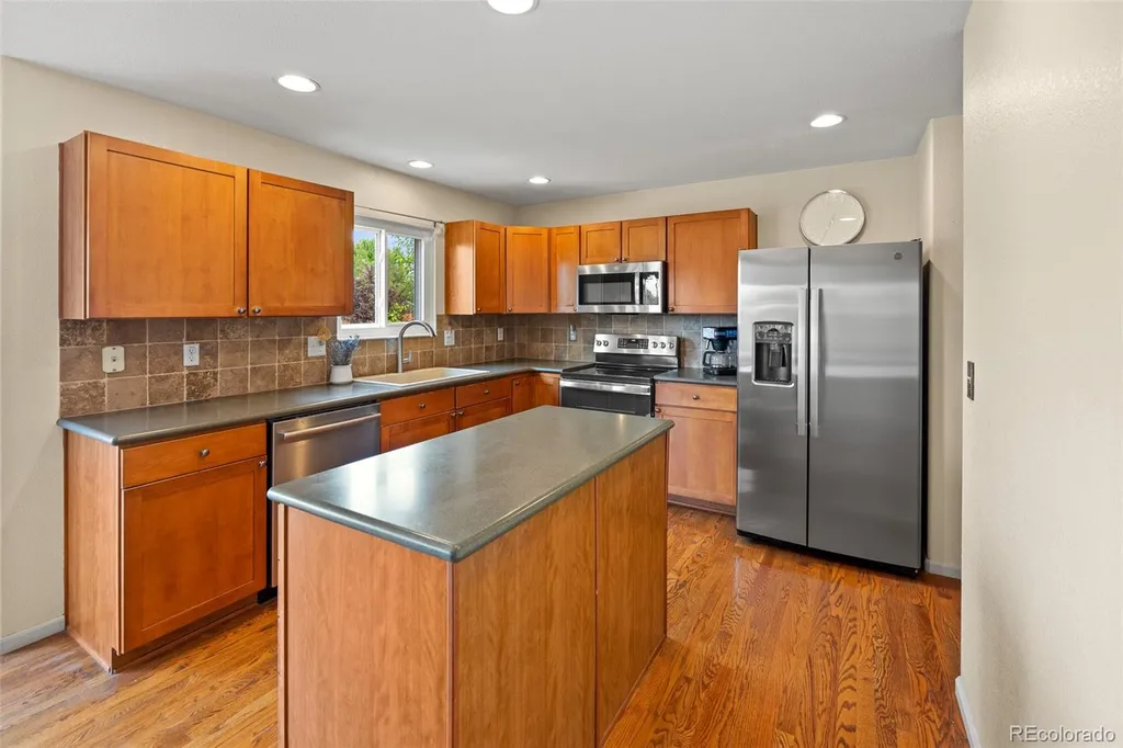 7163 Orchard Avenue Longmont CO 80504