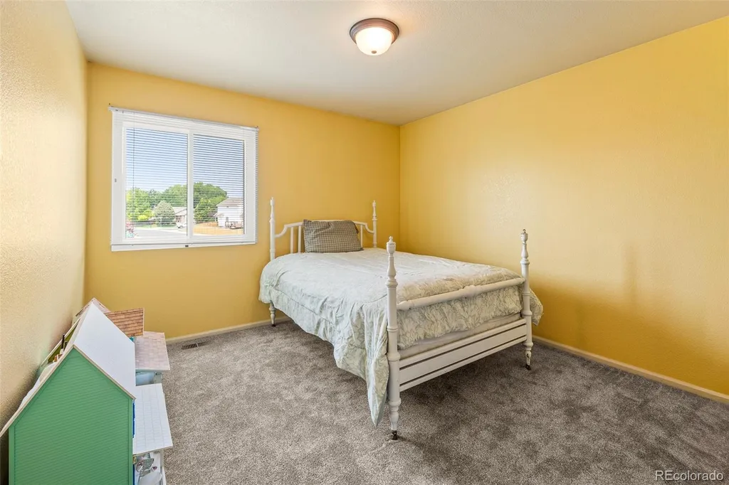 7163 Orchard Avenue Longmont CO 80504