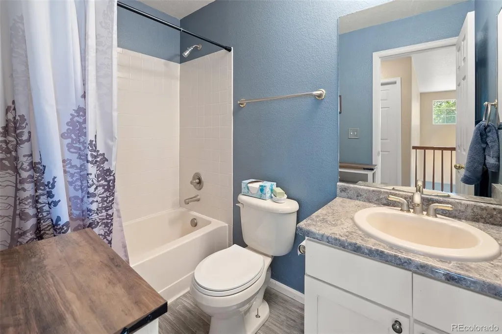 7163 Orchard Avenue Longmont CO 80504