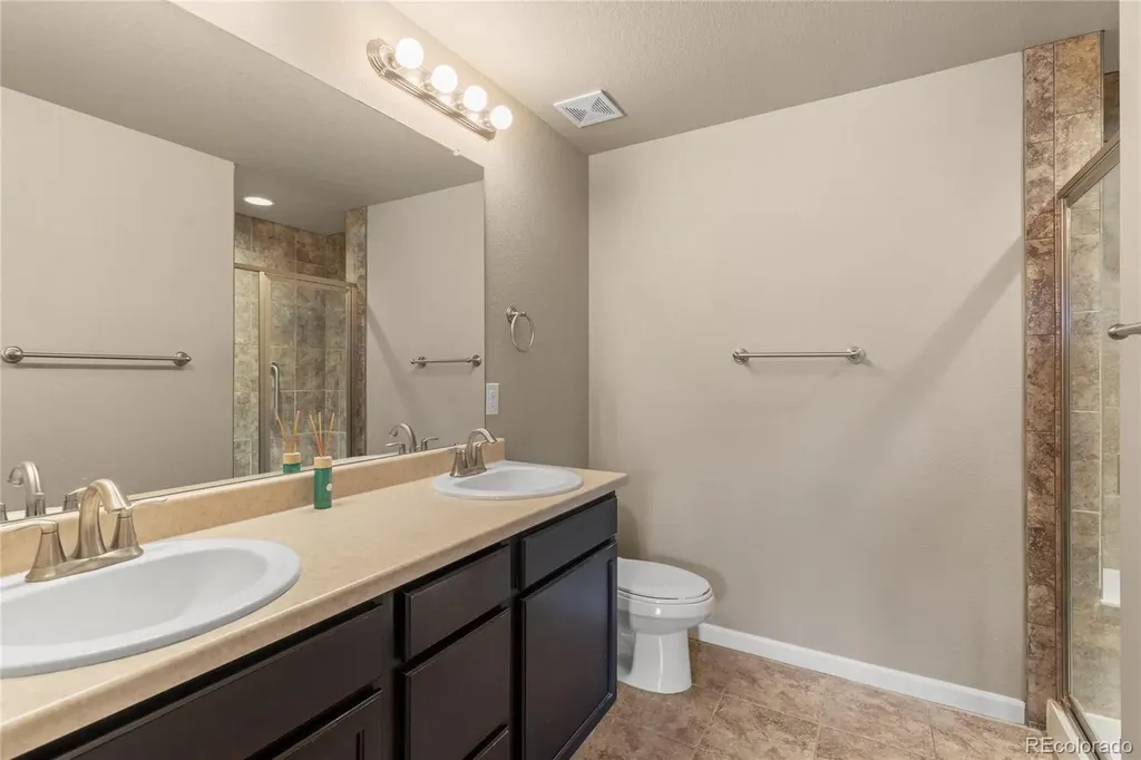 9456 Rockhurst Street Littleton CO 80129