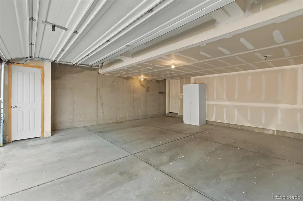 9456 Rockhurst Street Littleton CO 80129