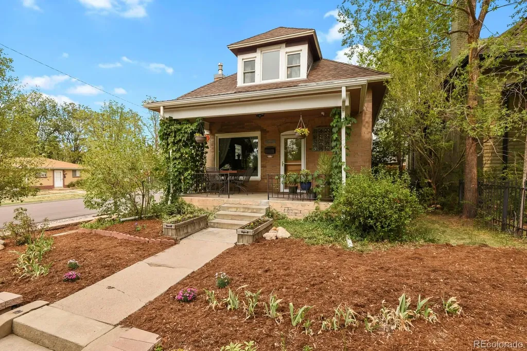 2952 N Vine Street Denver CO 80205