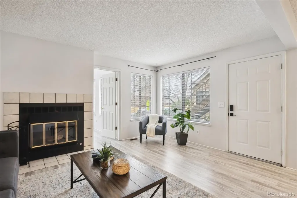 4804 E Kentucky Avenue Denver CO 80246