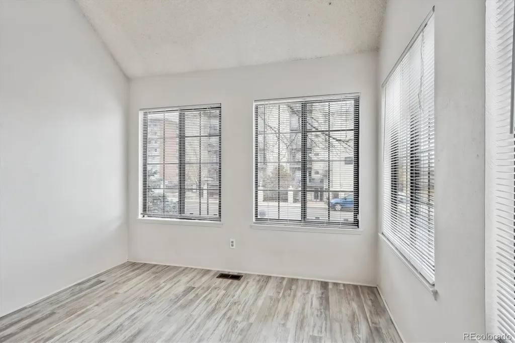 4804 E Kentucky Avenue Denver CO 80246