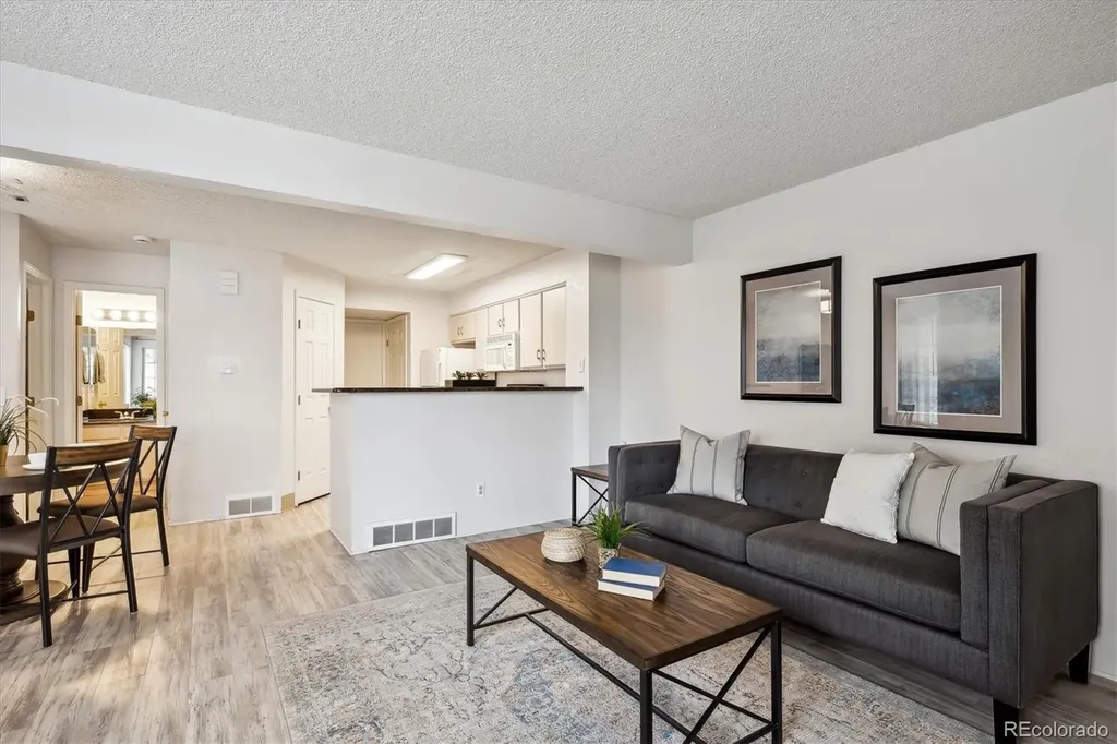 4804 E Kentucky Avenue Denver CO 80246