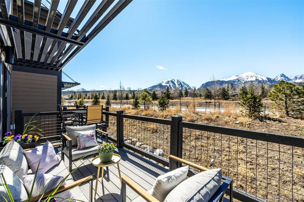 96 Fish Hawk Way Silverthorne CO 80498
