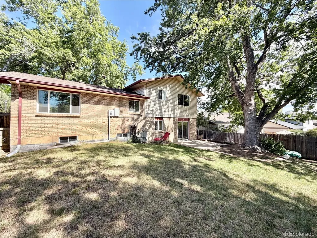 4733 S Willow Street Denver CO 80237