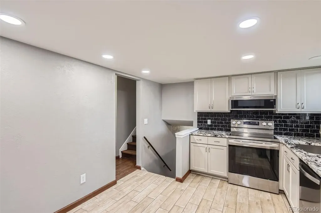 4733 S Willow Street Denver CO 80237