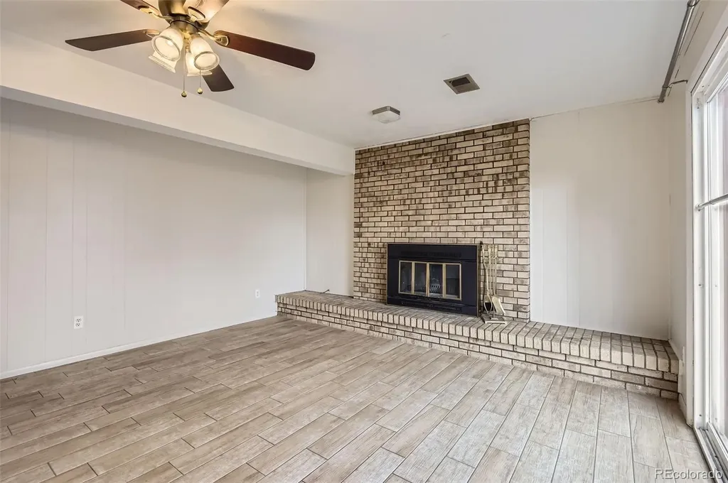 4733 S Willow Street Denver CO 80237