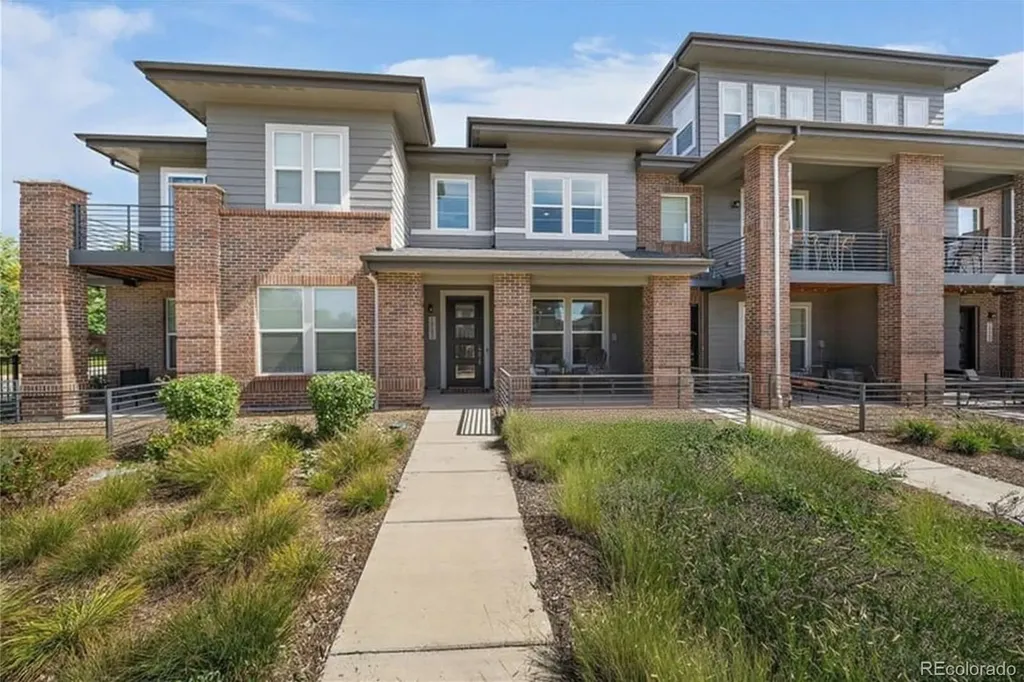 14782 E Belleview Avenue Aurora CO 80015